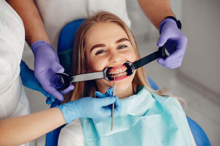 Yalova Wisdom Teeth Extraction: When is it Necessary, Is Pain Normal Afterwards?